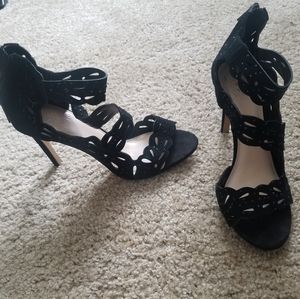 NWT!! | Vince Camuto Black Heels